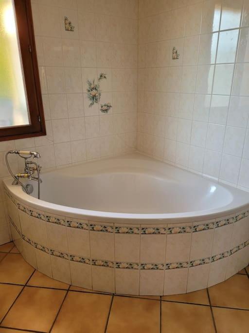 Grand Gites 6 Personnes Uriage Chamrousse Grenoble Revel  Exterior foto